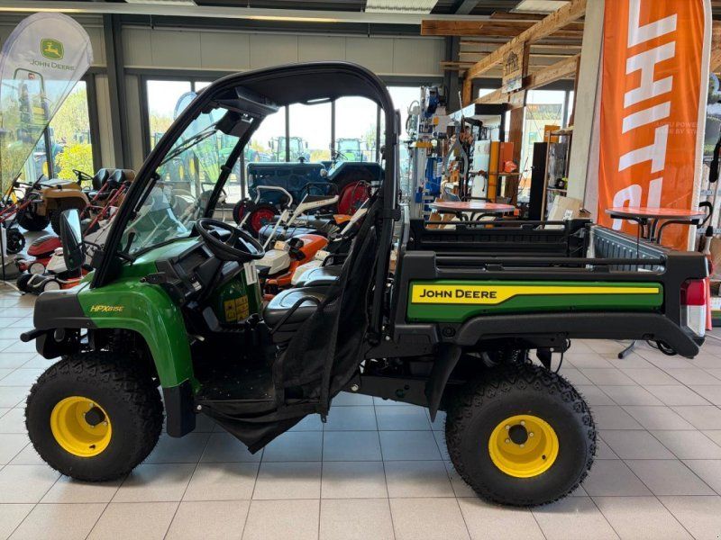 John Deere Gator HPX815E