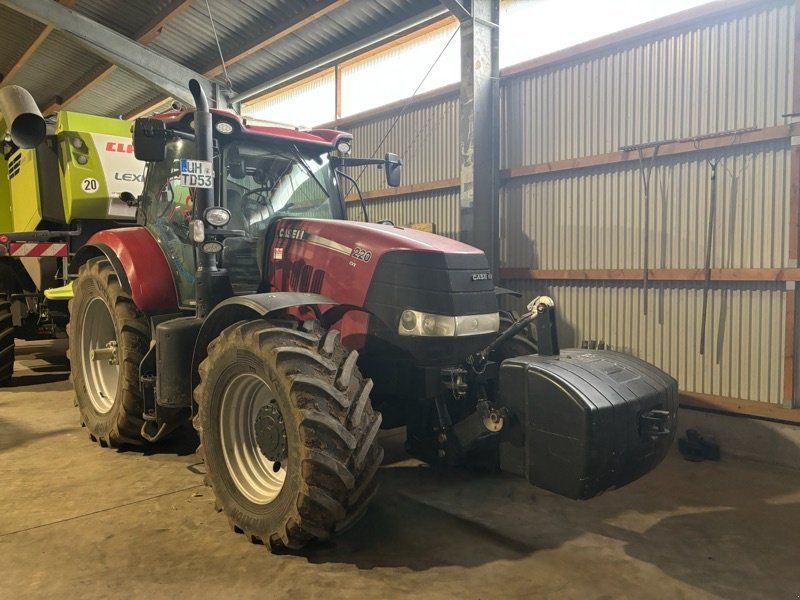 Case IH Puma 220 CVX