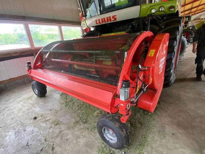 Kemper C 3003 (CLAAS JAGUAR)