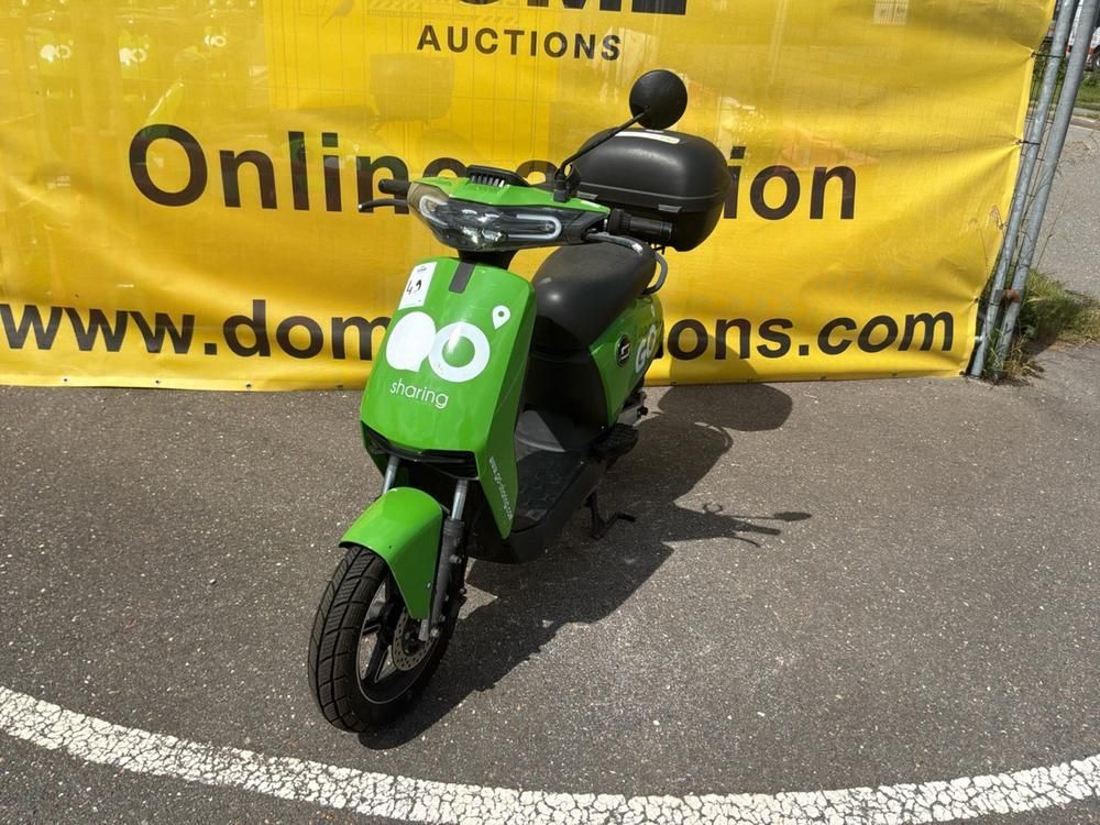 Super Soco CUx Electric Scooter