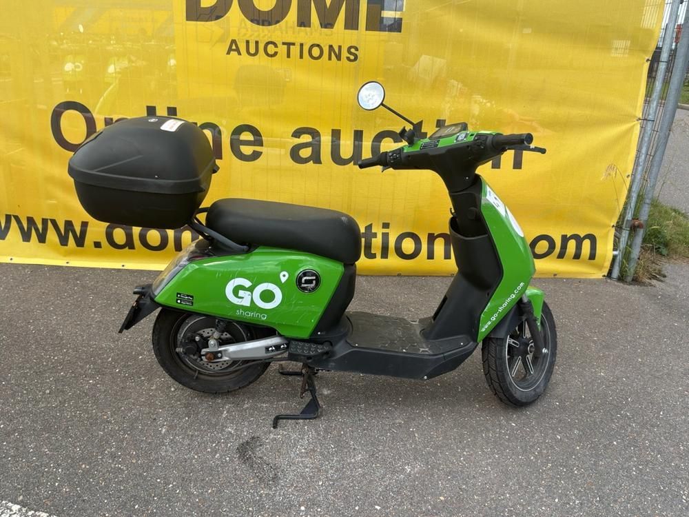Super Soco CUx Electric Scooter