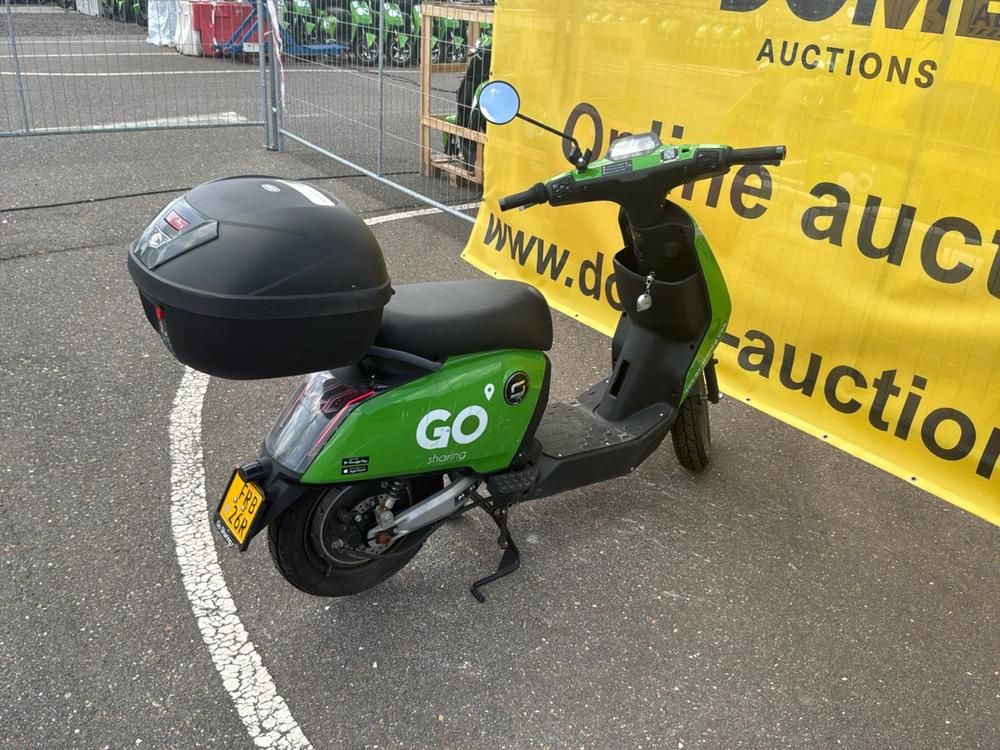 Super Soco CUx Electric Scooter