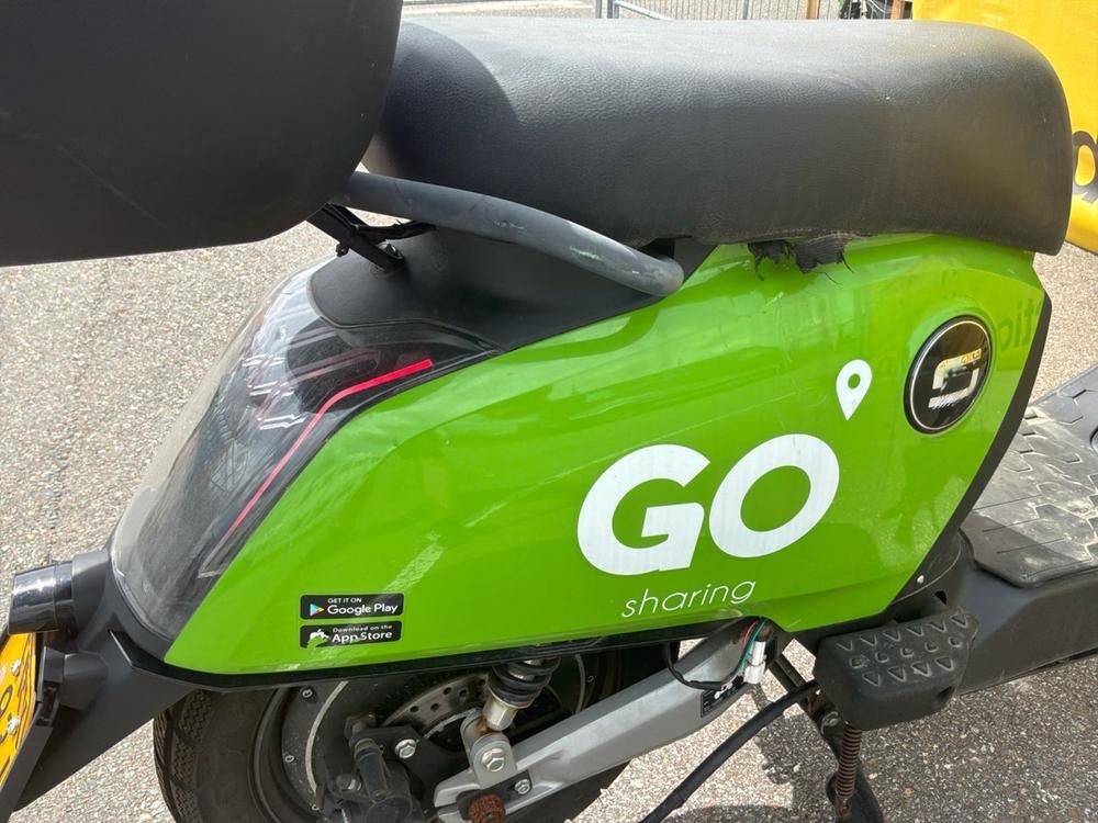 Super Soco CUx Electric Scooter