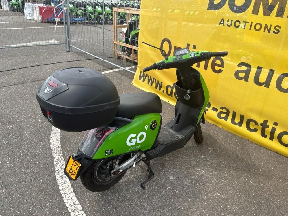 Super Soco CUx Electric Scooter