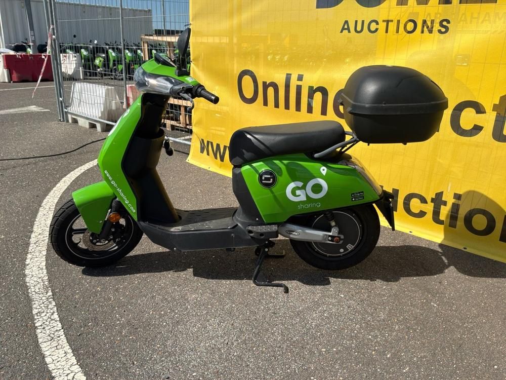 Super Soco CUx Electric Scooter