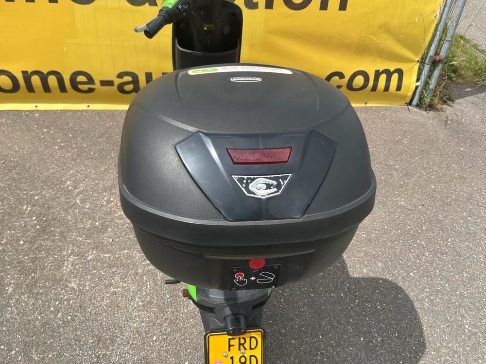 Super Soco CUx Electric Scooter