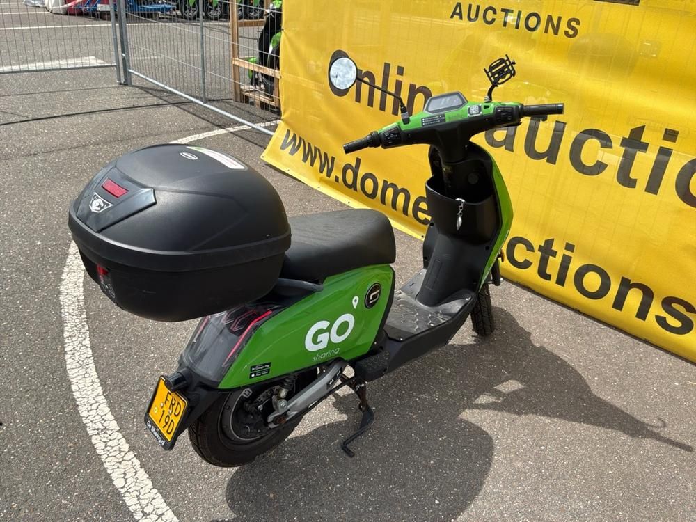 Super Soco CUx Electric Scooter