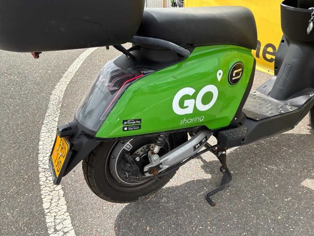 Super Soco CUx Electric Scooter