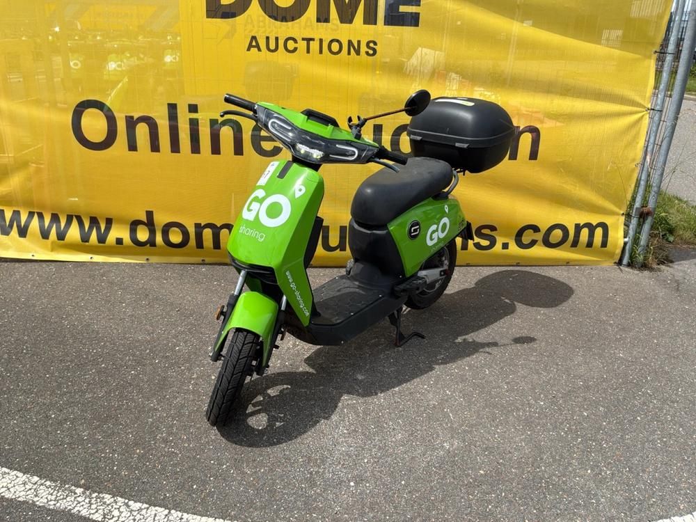 Super Soco CUx Electric Scooter
