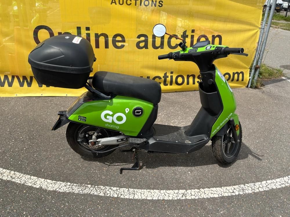 Super Soco CUx Electric Scooter