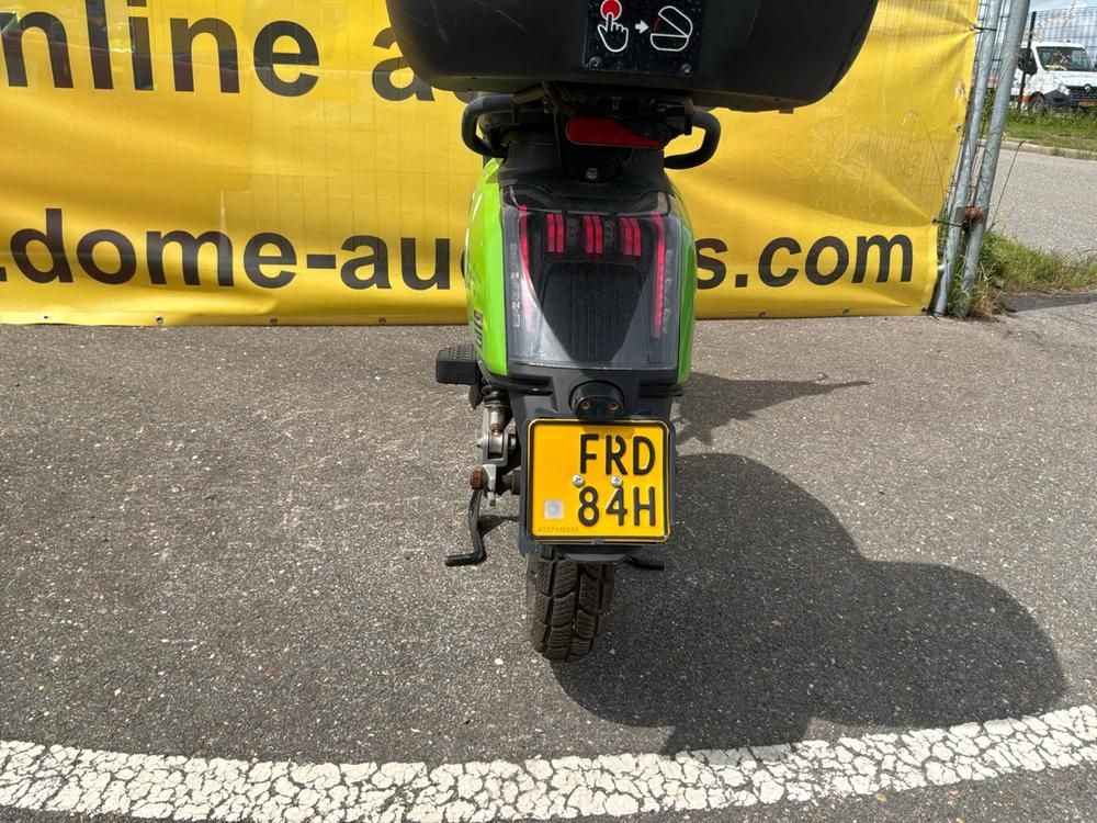 Super Soco CUx Electric Scooter