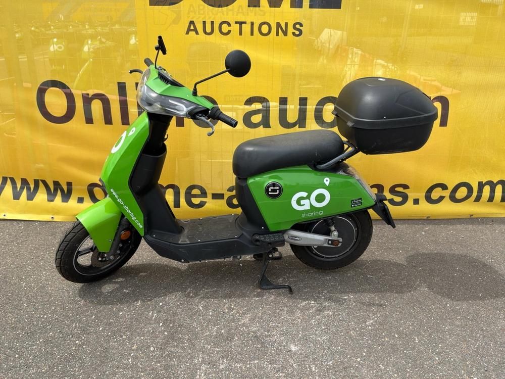 Super Soco CUx Electric Scooter