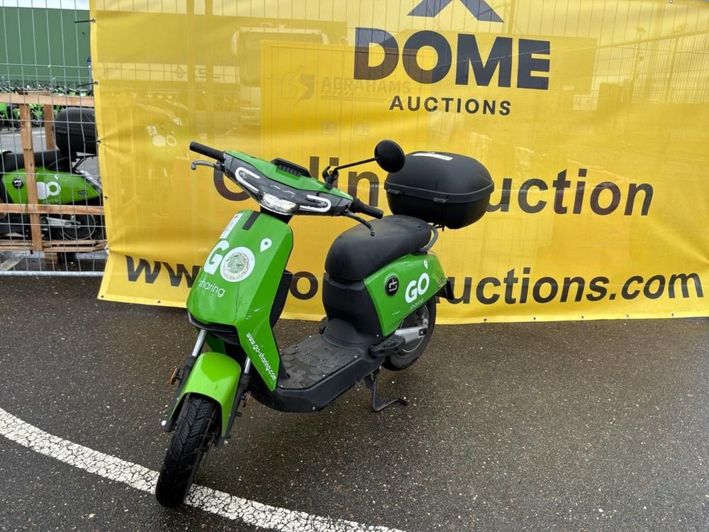 Super Soco CUx Electric Scooter