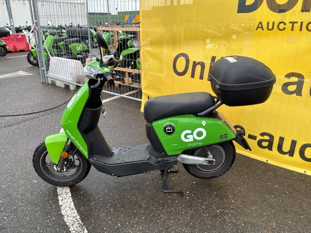 Super Soco CUx Electric Scooter