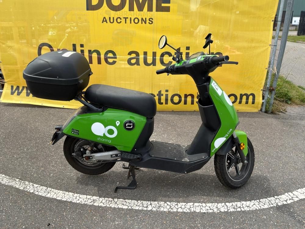 Super Soco CUx Electric Scooter
