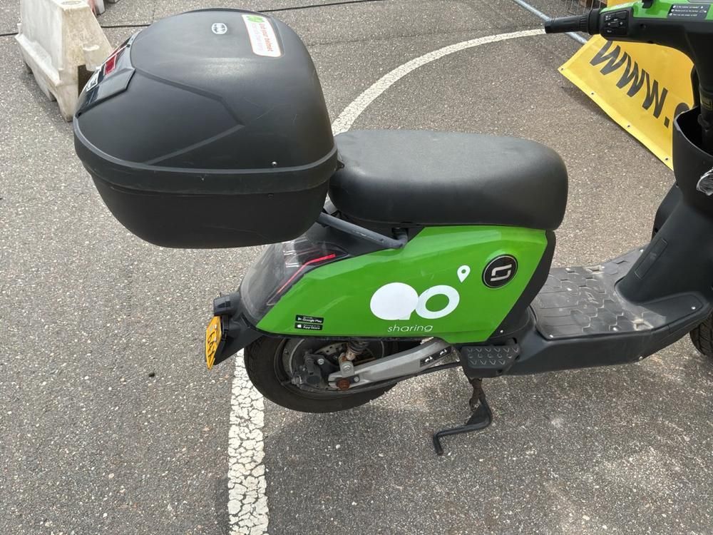 Super Soco CUx Electric Scooter