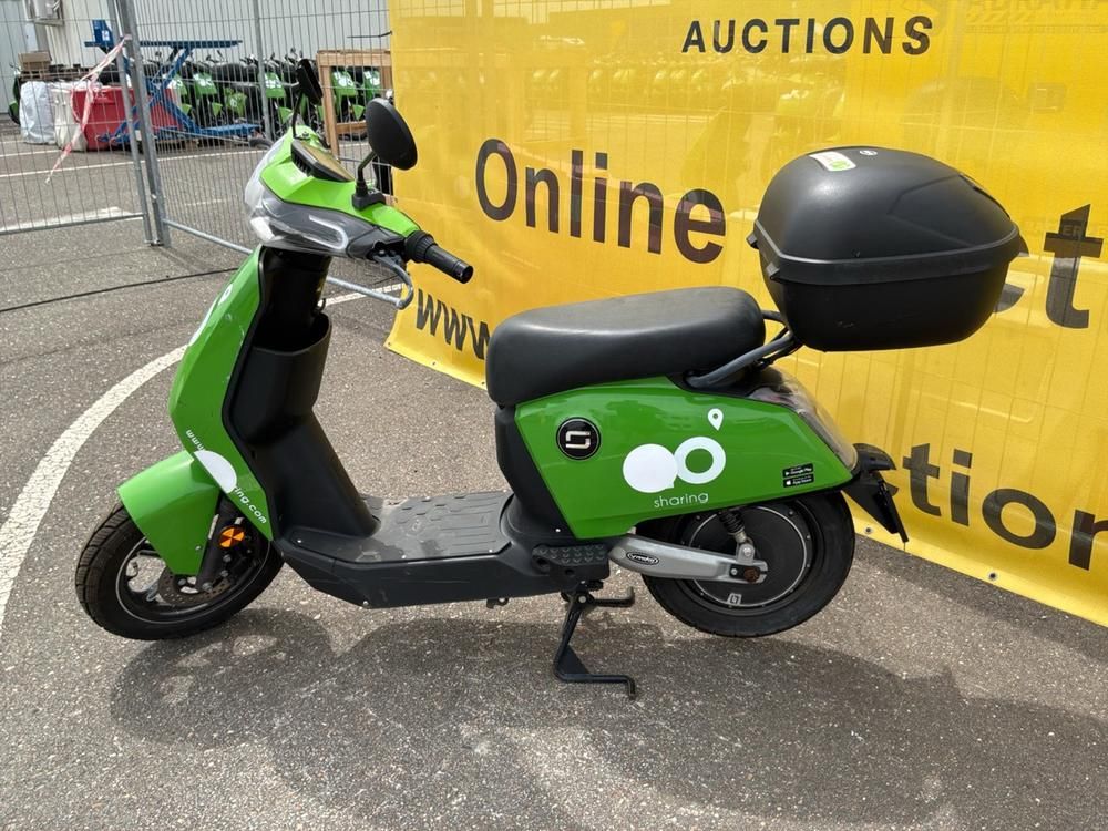 Super Soco CUx Electric Scooter