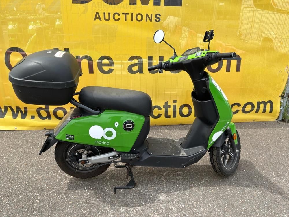 Super Soco CUx Electric Scooter