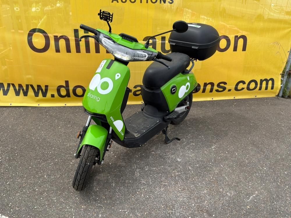 Super Soco CUx Electric Scooter