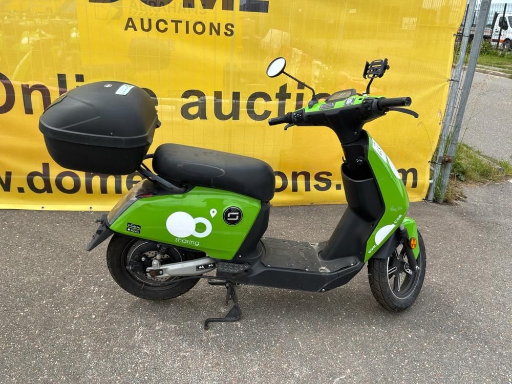 Super Soco CUx Electric Scooter