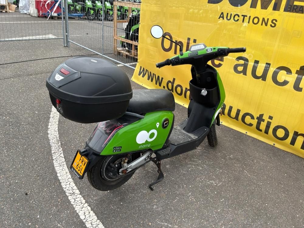 Super Soco CUx Electric Scooter