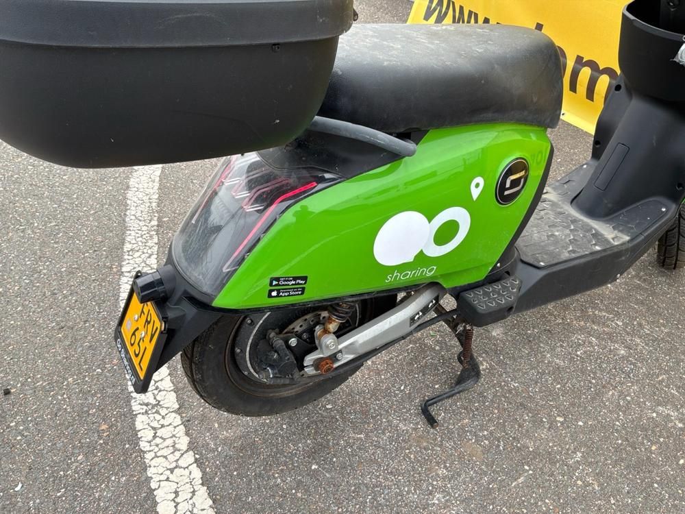 Super Soco CUx Electric Scooter