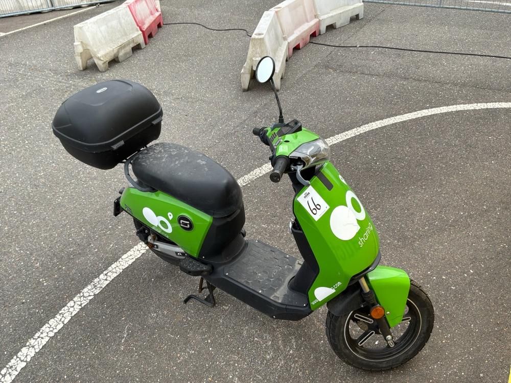 Super Soco CUx Electric Scooter