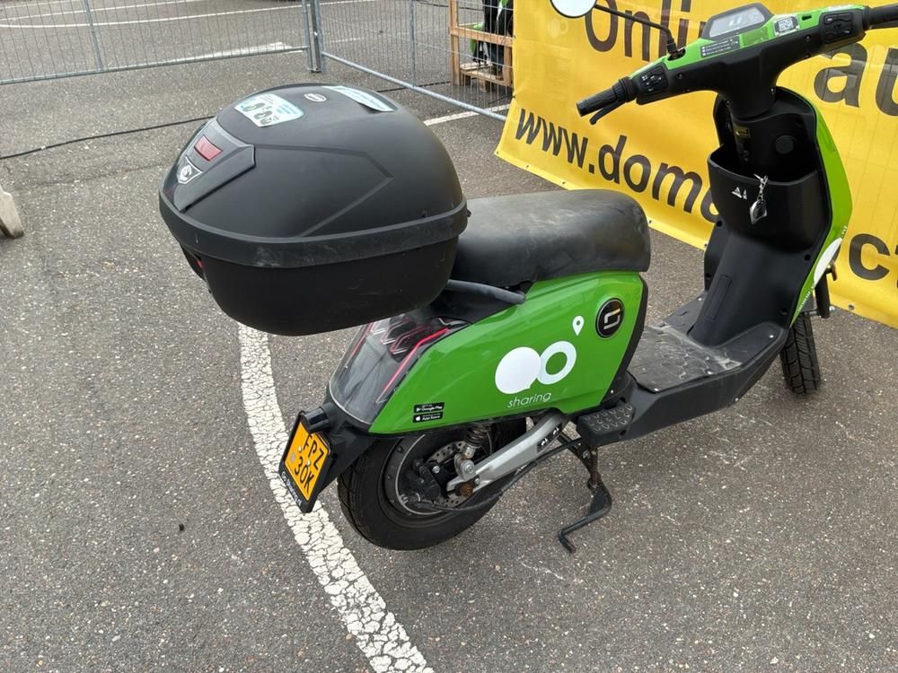 Super Soco CUx Electric Scooter