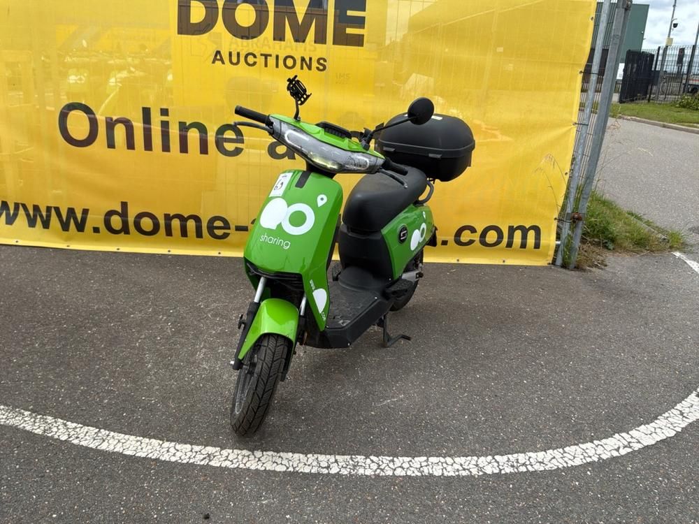 Super Soco CUx Electric Scooter