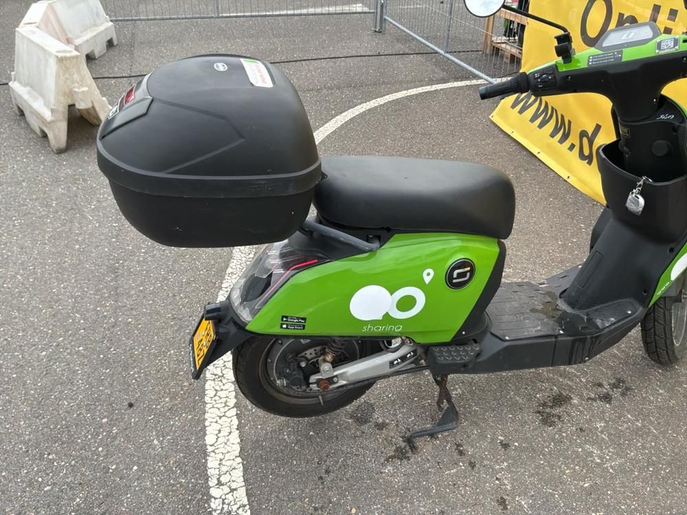Super Soco CUx Electric Scooter