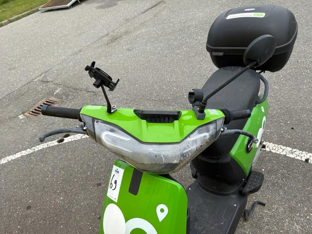 Super Soco CUx Electric Scooter