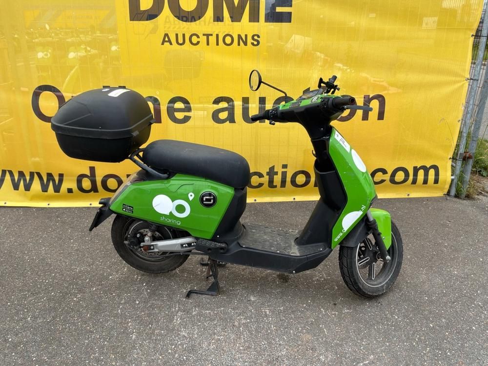 Super Soco CUx Electric Scooter