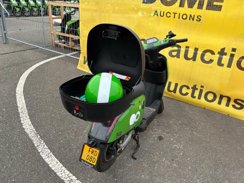 Super Soco CUx Electric Scooter