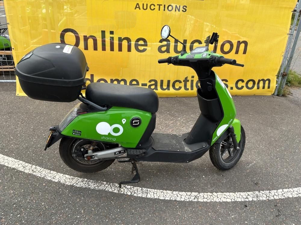 Super Soco CUx Electric Scooter