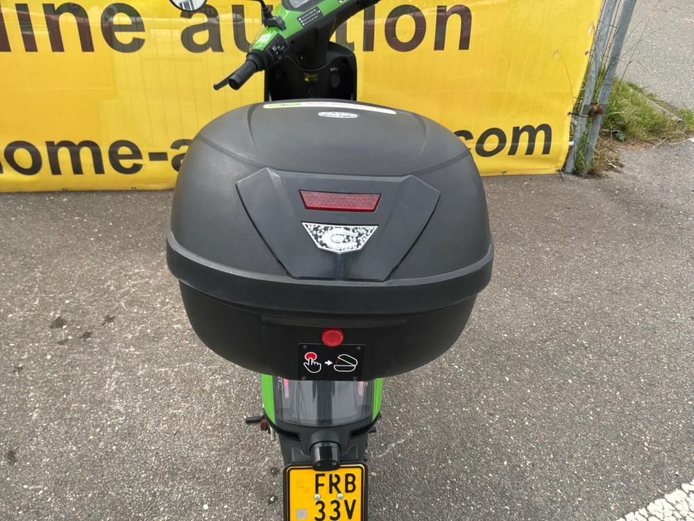 Super Soco CUx Electric Scooter