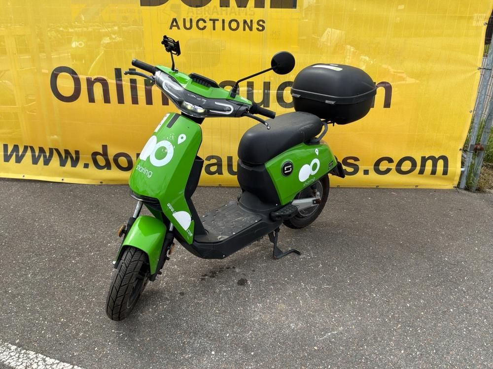 Super Soco CUx Electric Scooter