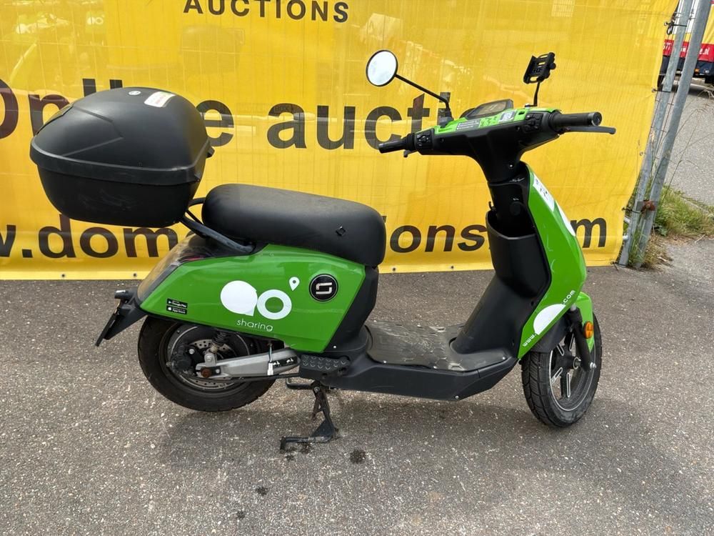 Super Soco CUx Electric Scooter