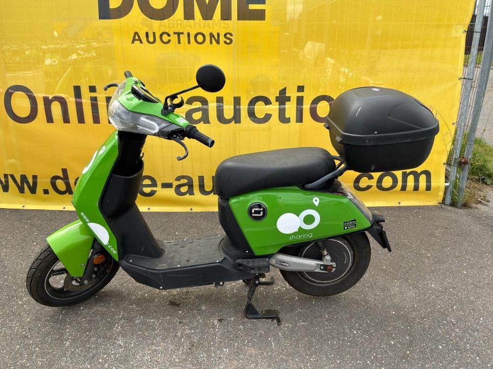 Super Soco CUx Electric Scooter