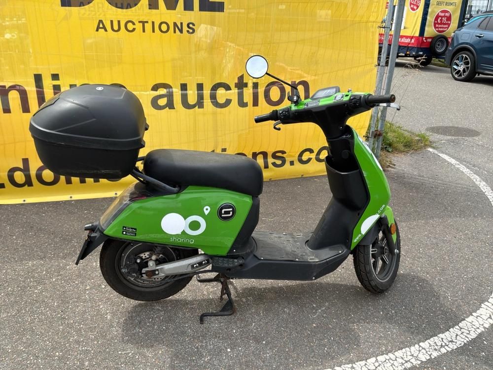 Super Soco CUx Electric Scooter