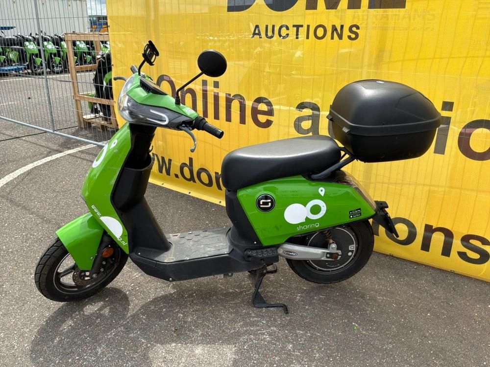 Super Soco CUx Electric Scooter
