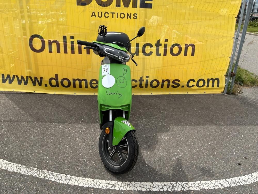 Super Soco CUx Electric Scooter