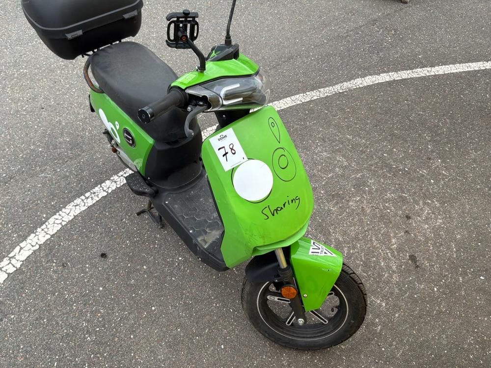 Super Soco CUx Electric Scooter