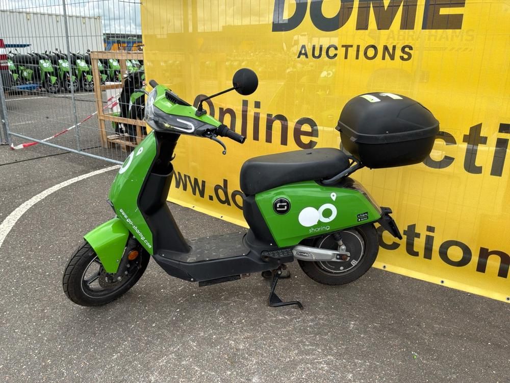 Super Soco CUx Electric Scooter