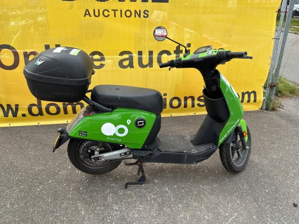Super Soco CUx Electric Scooter