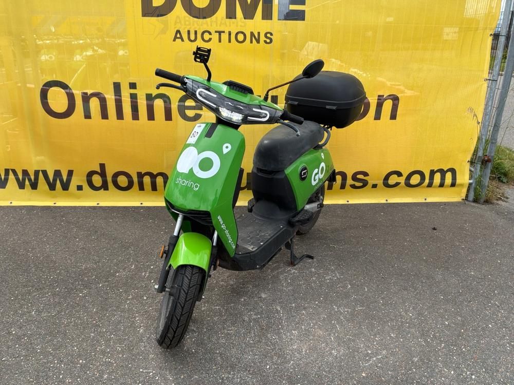 Super Soco CUx Electric Scooter