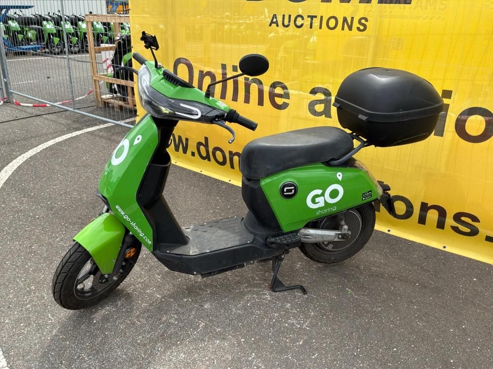 Super Soco CUx Electric Scooter