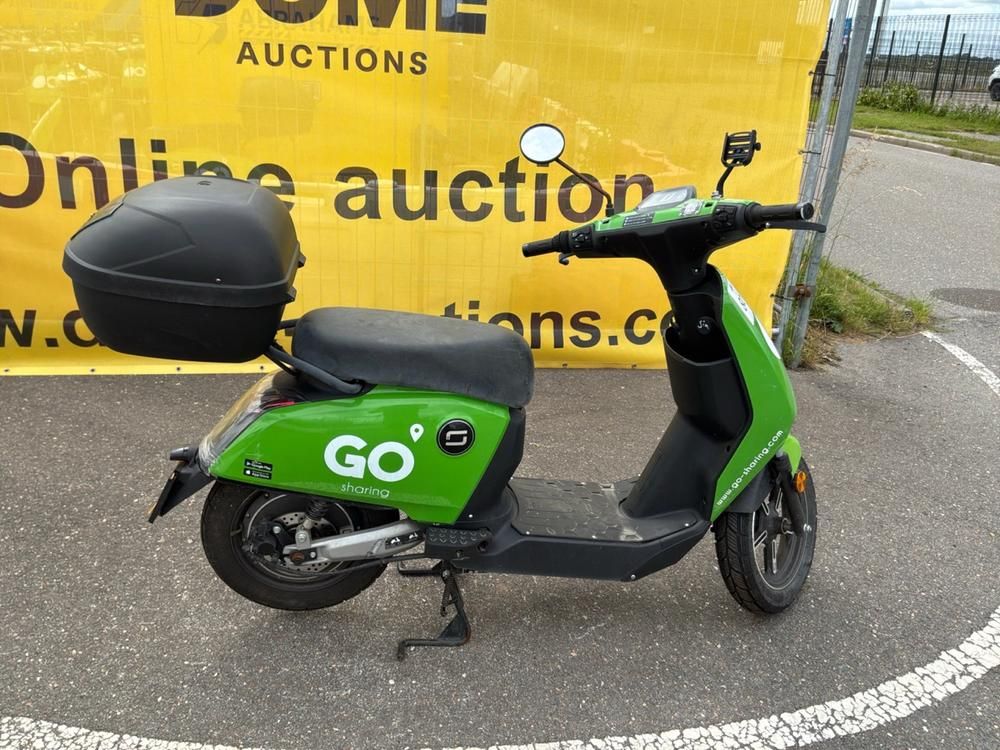 Super Soco CUx Electric Scooter