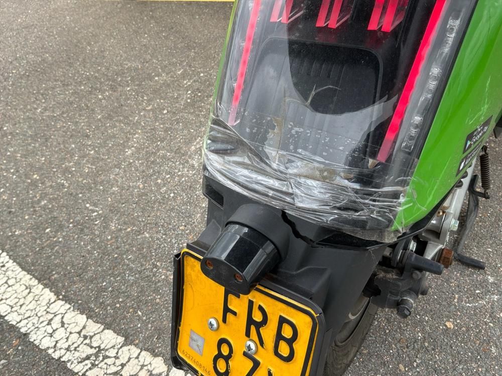 Super Soco CUx Electric Scooter