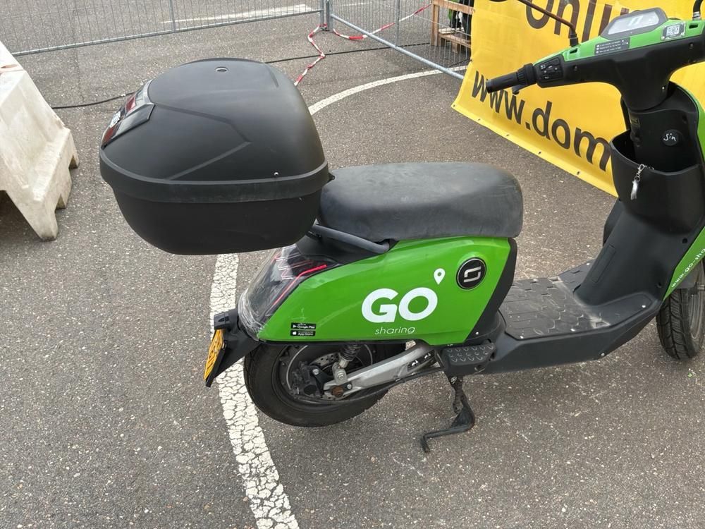 Super Soco CUx Electric Scooter