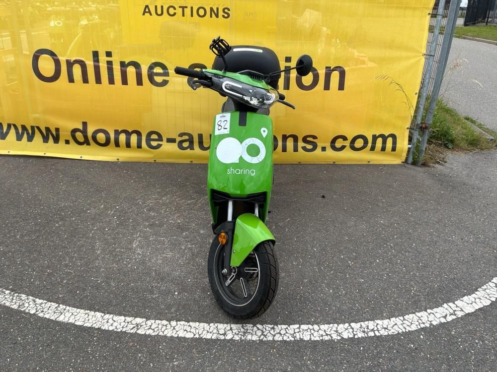 Super Soco CUx Electric Scooter
